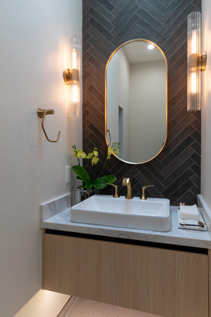 Vanity small space custom cabinets